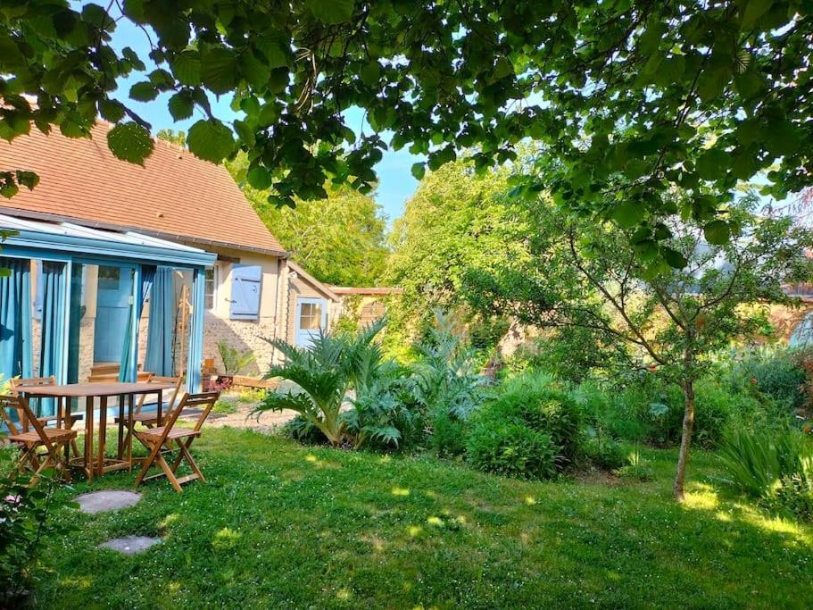 Charmante Maisonnette En Pierre Écardenville-sur-Eure Exterior foto